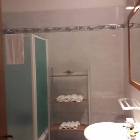 Guest house Fiori D'amare 3*
